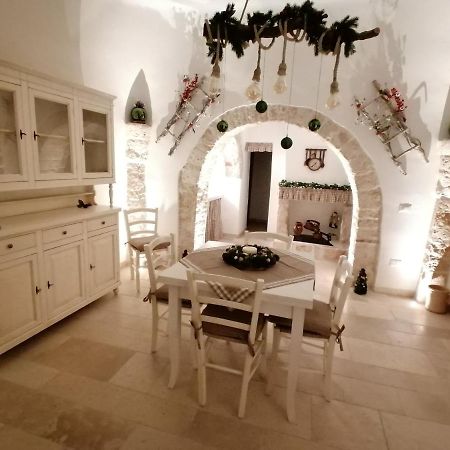 アルベロベッロ Trullo Dell'Angoloヴィラ エクステリア 写真