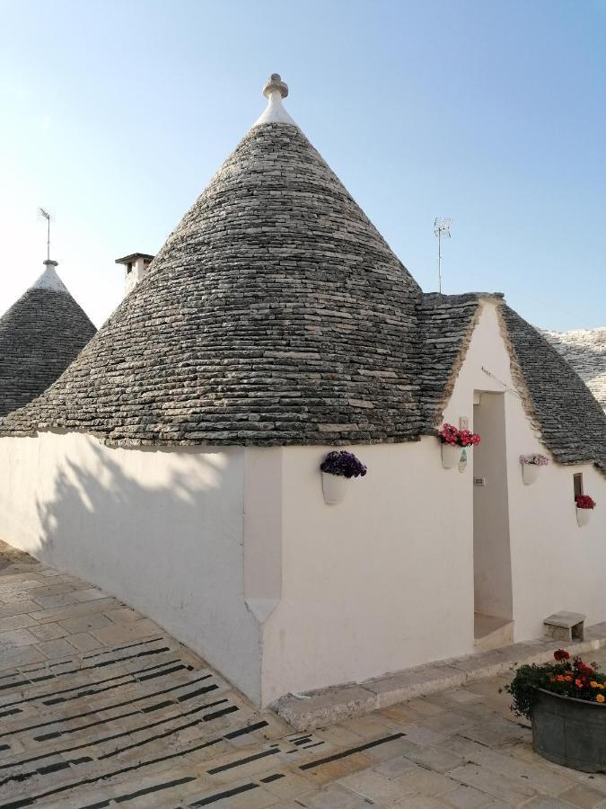 アルベロベッロ Trullo Dell'Angoloヴィラ エクステリア 写真